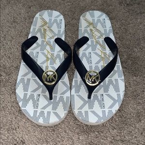 Michael Kors Flip flops